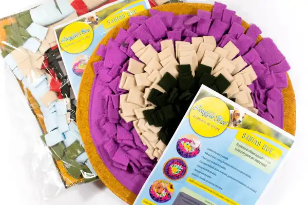 Cama Model Snuffle MAT Alfombra de Olfato Cuadrada 40 x 40 cm 4003 para Perros